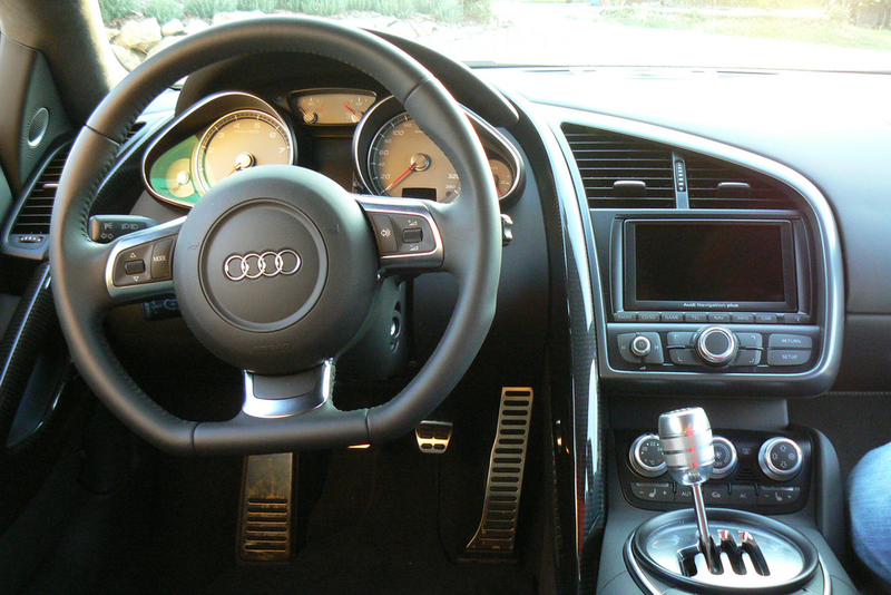 Illustration for article titled The Ten Most Beautiful Gearshifters Ever Made